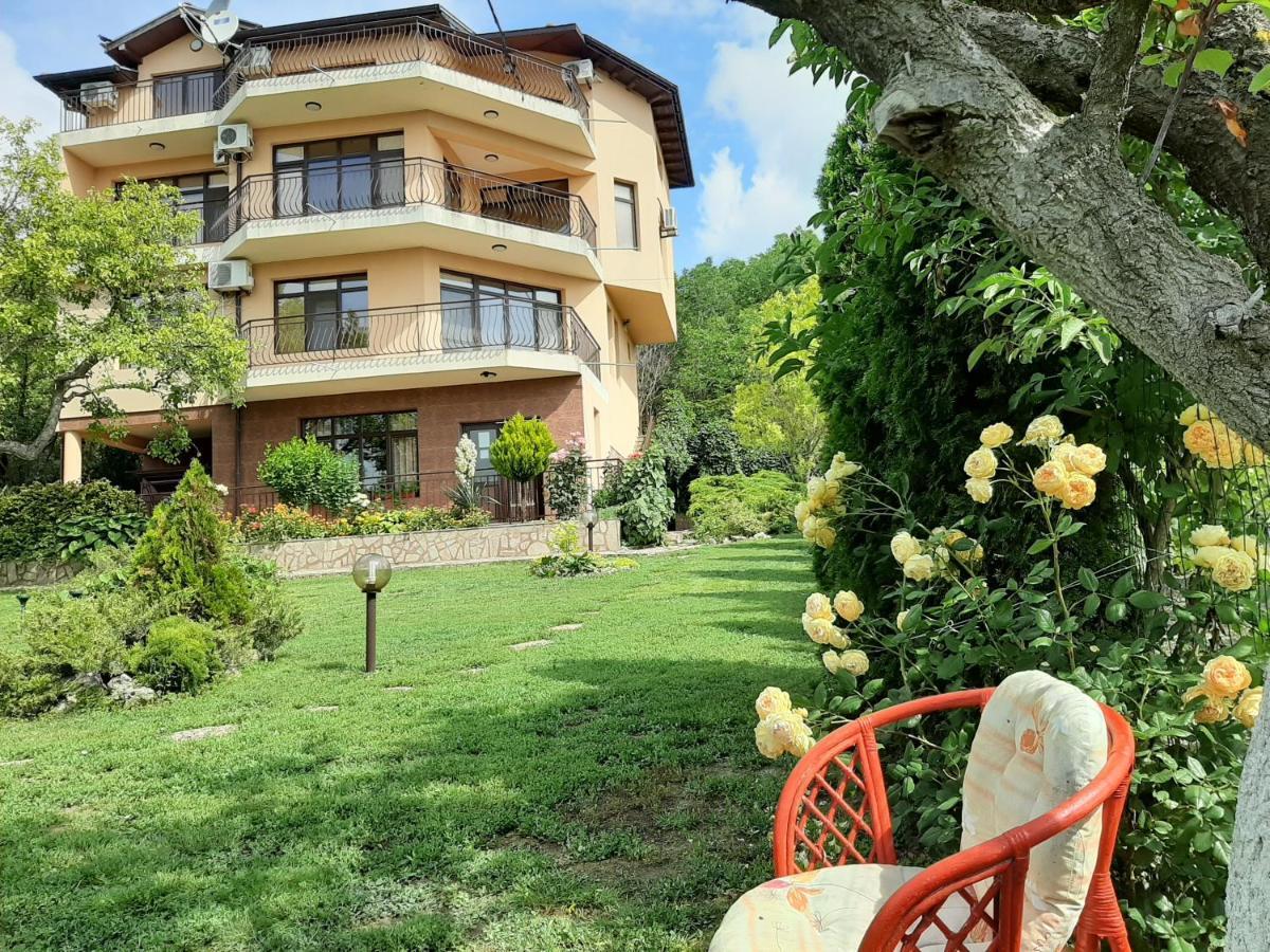 Villa Prolet General-Kantardzhievo Экстерьер фото