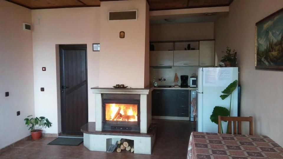 Villa Prolet General-Kantardzhievo Экстерьер фото
