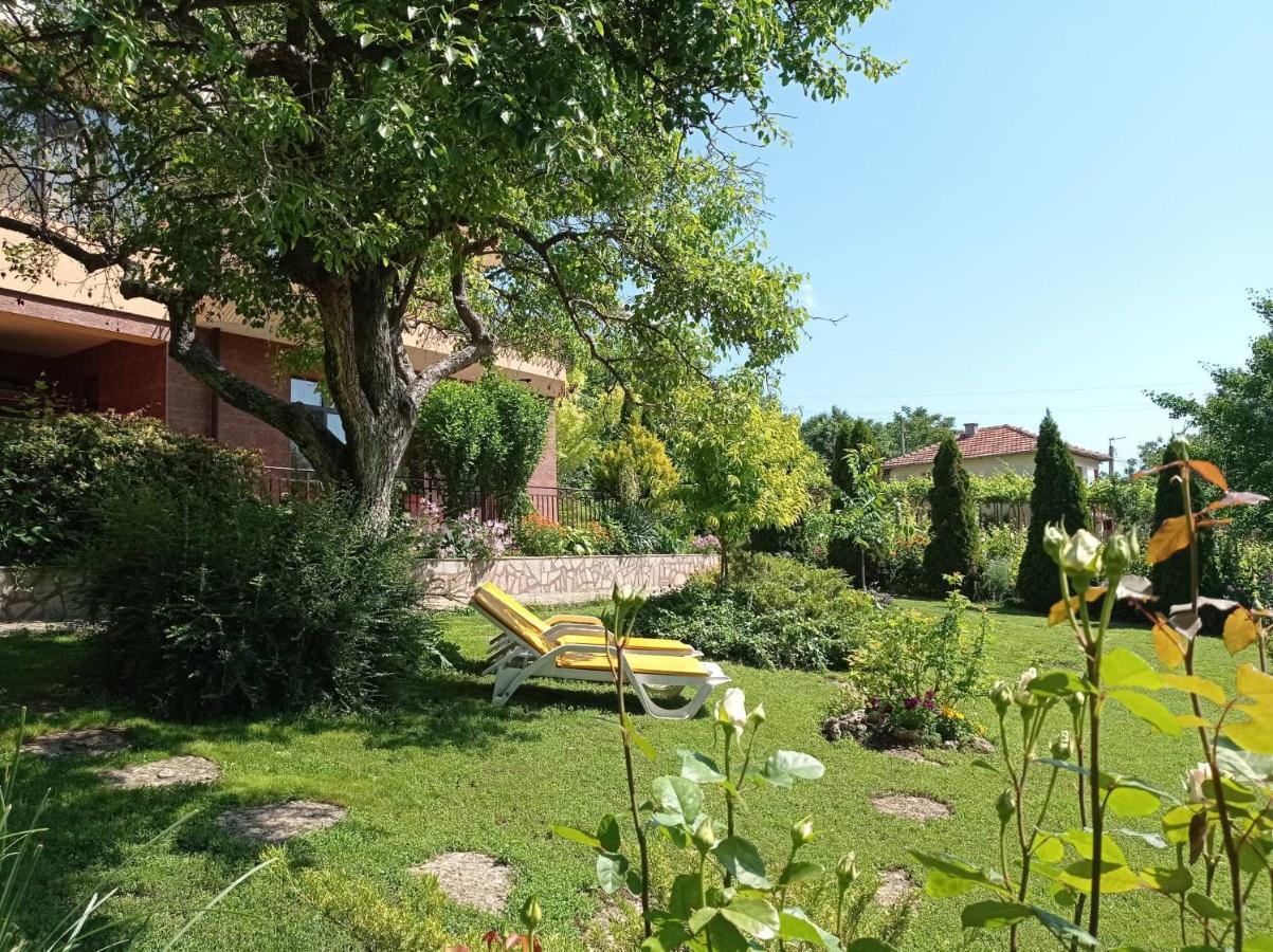 Villa Prolet General-Kantardzhievo Экстерьер фото