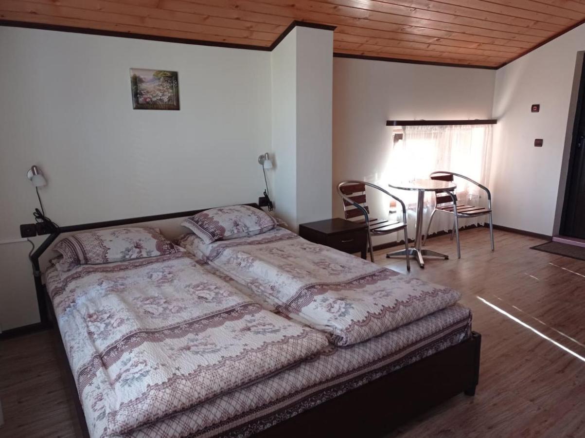 Villa Prolet General-Kantardzhievo Экстерьер фото