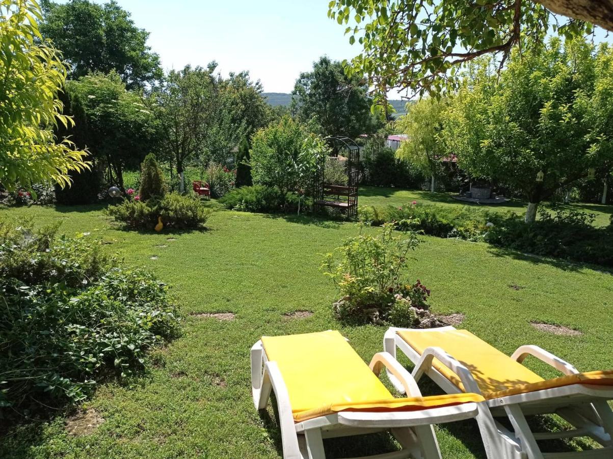 Villa Prolet General-Kantardzhievo Экстерьер фото