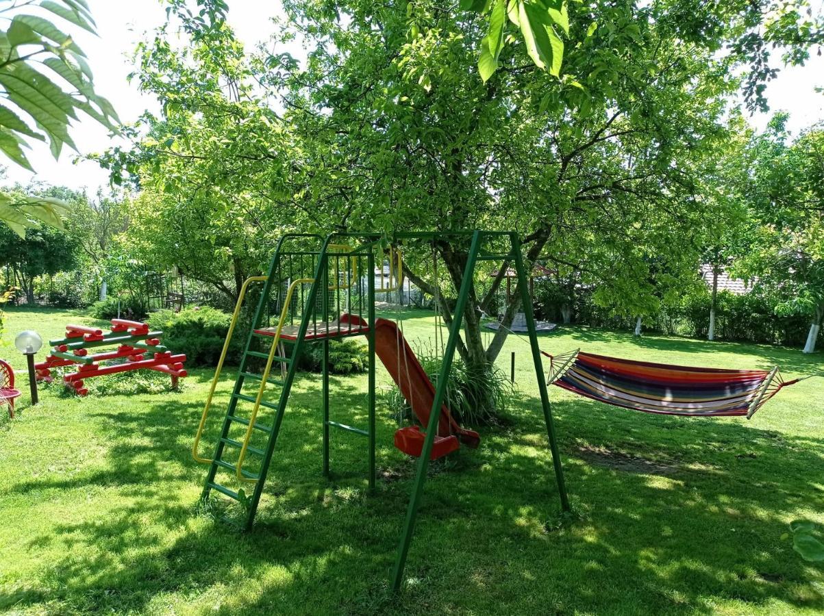 Villa Prolet General-Kantardzhievo Экстерьер фото