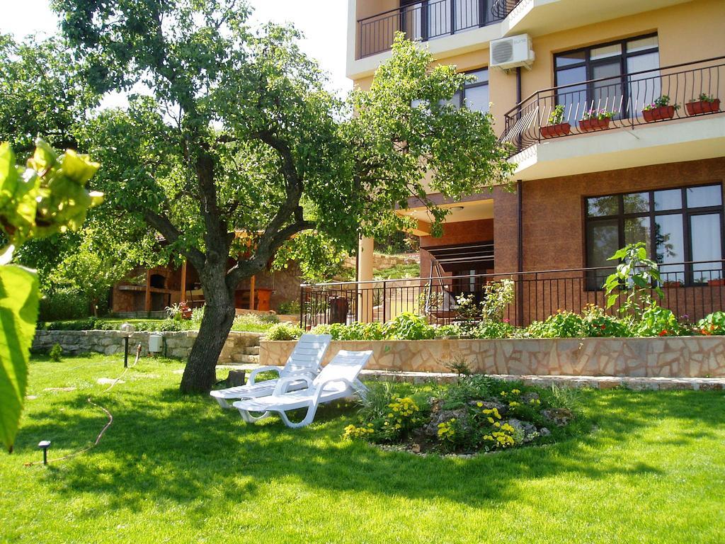 Villa Prolet General-Kantardzhievo Экстерьер фото
